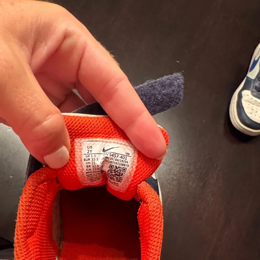 Nike Kids' Blue and Orange Sneakers - Picture 2 of 6